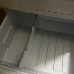 シャープ冷蔵庫の画像