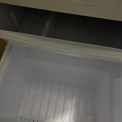 シャープ冷蔵庫の画像