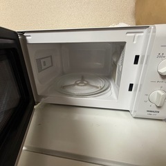 【YAMAZEN】 山善　YRB-177(W) 50Hz 電子レンジ2019年製の画像