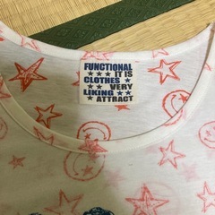 FUNCTIONAL 星とスマイリーフェイス Tシャツの画像