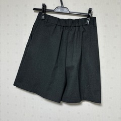 GU タックハーフパンツの画像