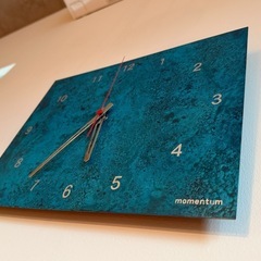 time and space 銅の壁掛け時計スクエア型の画像