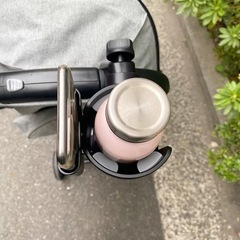 ベビーカー　ドリンクホルダーの画像