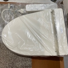 TOTOウォシュレット付き便座の画像