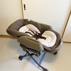 Combi 電動ハイローチェア 
ネムリラ　の画像