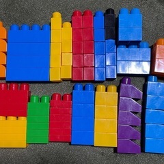 【中古】メガブロックス【81ピース】