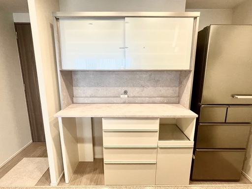 Pamouna  (パモウナ)食器棚