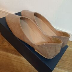 [新品]ぺたんこ パンプス スクエアトゥ