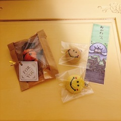 未開封あり　キーホルダー類　しおり