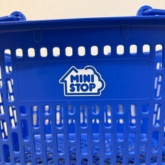 ミニストップ　買い物カゴ 2個セットの画像