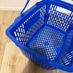 ミニストップ　買い物カゴ 2個セットの画像