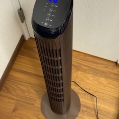 扇風機　スリーアップ　DCモーター搭載　スリムタワーファン　木目調の画像