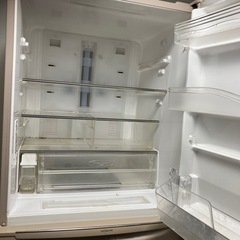 日立冷蔵庫の画像