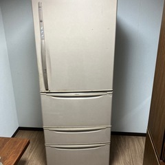 日立冷蔵庫の画像