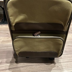 キャリーバッグ