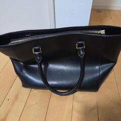 即日引渡し可 CHARLES&KEITH バッグ ブラック 黒の画像