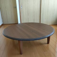 折り畳み机【６月８日２0時までの引取限定】
