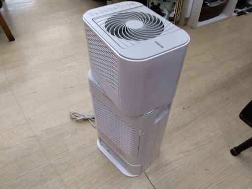 2021年製　極上美品　スタイリッシュでかっこいい　除湿機　サーキュレーター