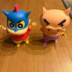 クレヨンしんちゃん　フィギュア2体