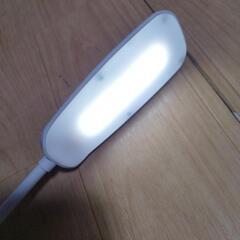 USB　手元ライト　3段階　明るさ調整　スタンド　の画像