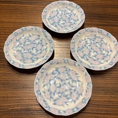 食器4枚