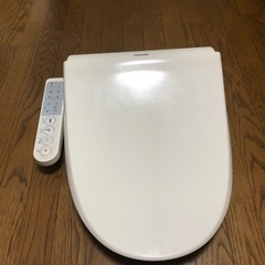 TOSHIBA 温水洗浄便座SCS-T161 パステルアイボリー