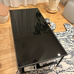 IKEA ガラステーブル ¥19,990購入