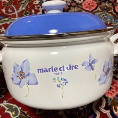 新品　マリクレール   ホーロー　両手鍋の画像