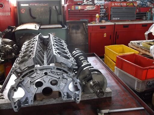 Mベンツ.V12.AMG.72エンジンをリペアーする.EV時代残したい名器の一台です