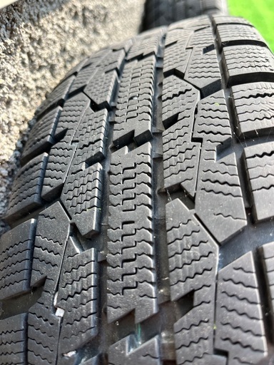 冬タイヤホイール付き４本セット