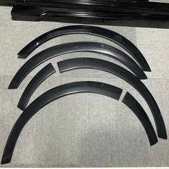 ハイエース200 サイドステップ　フェンダー
