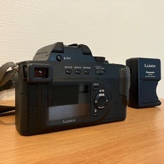  【美品】Panasonic LUMIX DMC-FZ20 本体＋バッテリー・充電器付き の画像