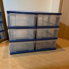 衣装ケース6引出し　2台
　