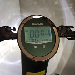 ブレイズスマートev カーキーの画像