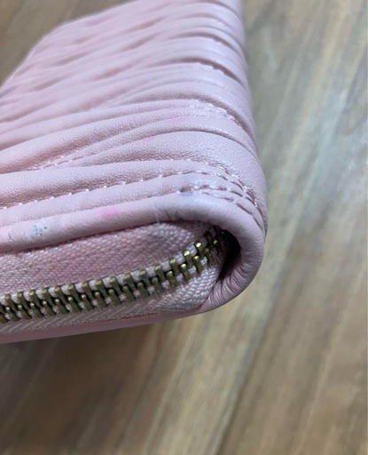 miu miu ミュウミュウ ピンク 長財布 マテラッセ
