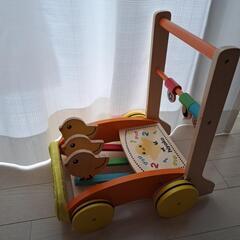 赤ちゃん　手押し車　歩行器　ベビーウォーカー