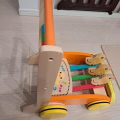 赤ちゃん　手押し車　歩行器　ベビーウォーカーの画像