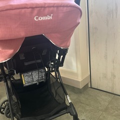 combi A型ベビーカーの画像