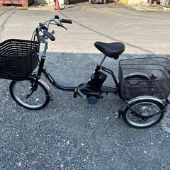 パナソニック電動アシスト三輪自転車の画像