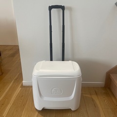 美品　iglooクーラーボックスマリーンブリーズウルトラ28