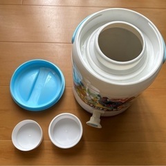 ドリンクサーバーの画像