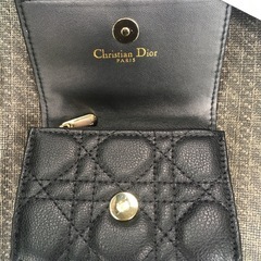 Dior 折り畳み財布　の画像