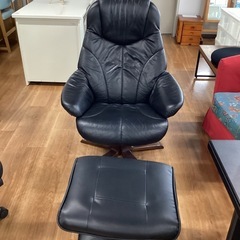 オットマン付きリクライニングチェア【町田市再生家具】　250641の画像