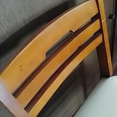 椅子2脚の画像