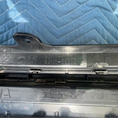 30系 ヴェルファイア 後期 純正 フロントグリル白の画像