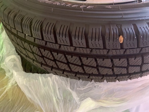 冬タイヤホイール付き
　145/80/R12 80/78N LT