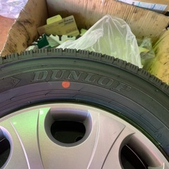 冬タイヤホイール付き
　145/80/R12 80/78N LTの画像