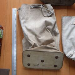 現状 大工 道具袋 3枚セット 古道具 
バッグ トートバッグ 収納 現場 持ち運び 丈夫 頑丈の画像