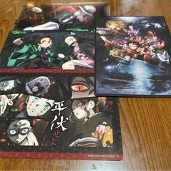画像3枚。鬼滅の刃グッズ40点オマケカード10枚付きの画像