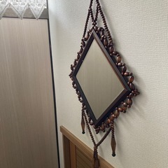 昭和レトロな壁掛け鏡
